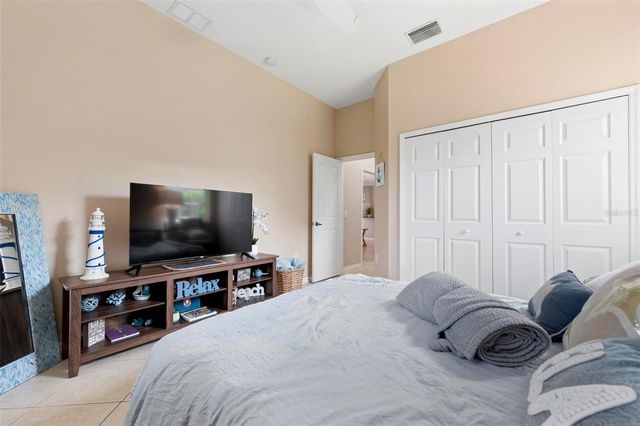 22610 NIGHT HERON WAY, Bradenton, FL 34202