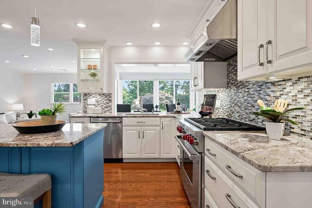 3905 PROSPERITY AVE, Fairfax, VA 22031