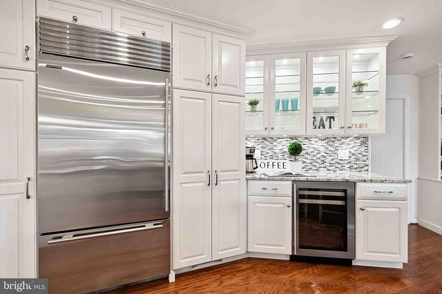 3905 PROSPERITY AVE, Fairfax, VA 22031