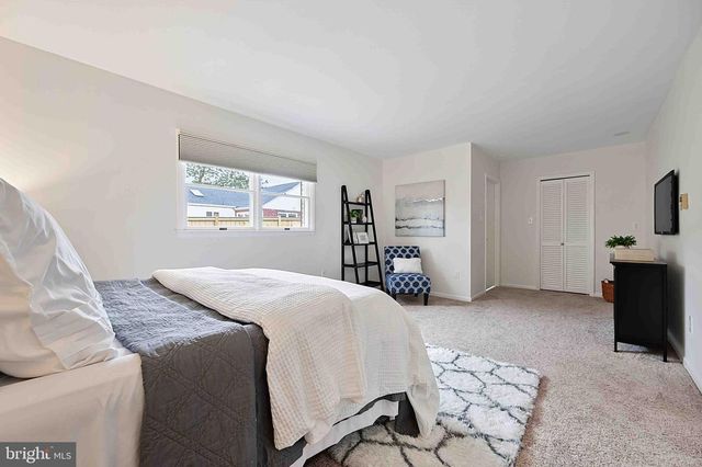 3905 PROSPERITY AVE, Fairfax, VA 22031