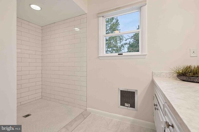 3905 PROSPERITY AVE, Fairfax, VA 22031