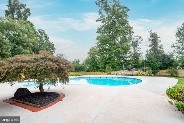 3905 PROSPERITY AVE, Fairfax, VA 22031