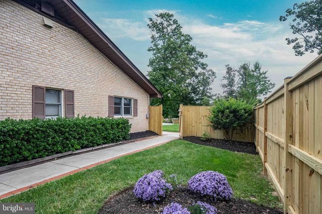 3905 PROSPERITY AVE, Fairfax, VA 22031