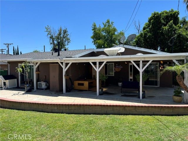 20323 Kinzie Street, Chatsworth (los Angeles), CA 91311