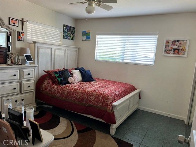 20323 Kinzie Street, Chatsworth (los Angeles), CA 91311