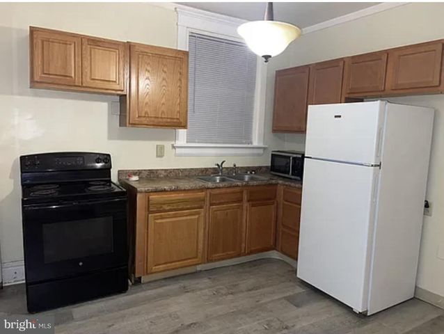 230 SENECA ST, Harrisburg, PA 17110