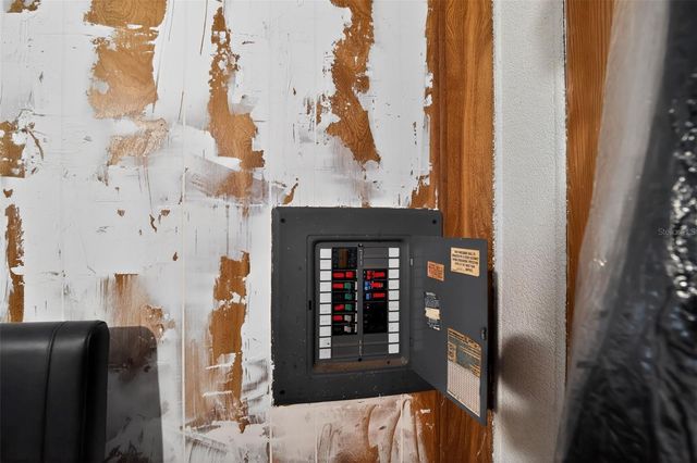 16940 SE 115TH AVENUE, Weirsdale, FL 32195