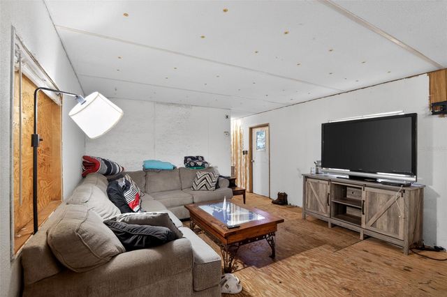 16940 SE 115TH AVENUE, Weirsdale, FL 32195