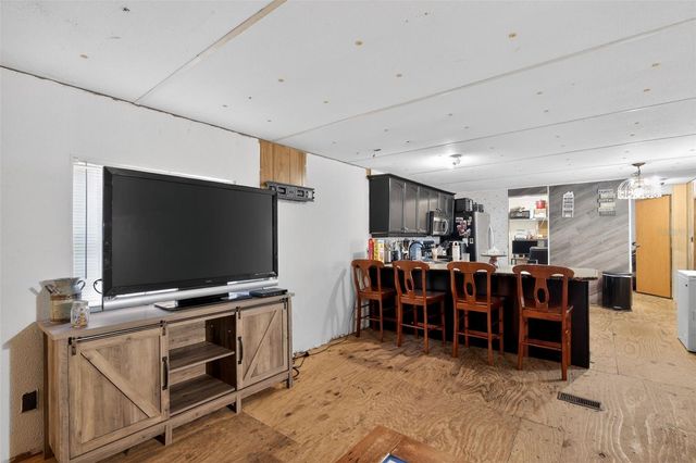 16940 SE 115TH AVENUE, Weirsdale, FL 32195