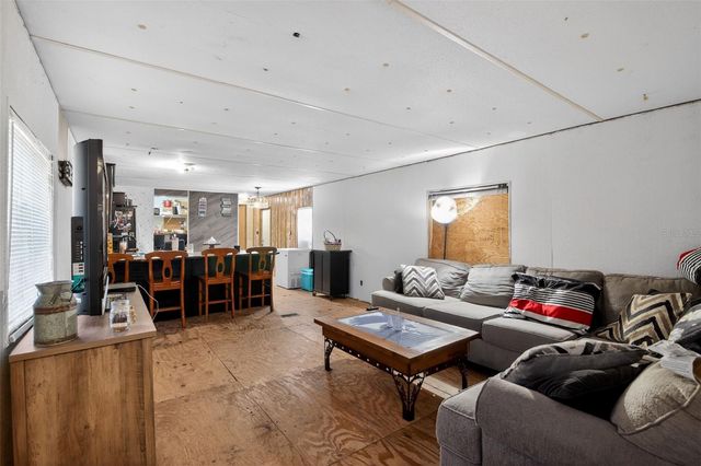 16940 SE 115TH AVENUE, Weirsdale, FL 32195