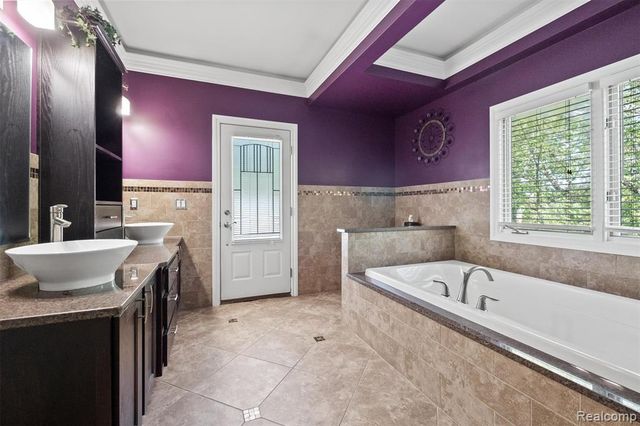 68960 Silver Fox Lane, Washington, MI 48095
