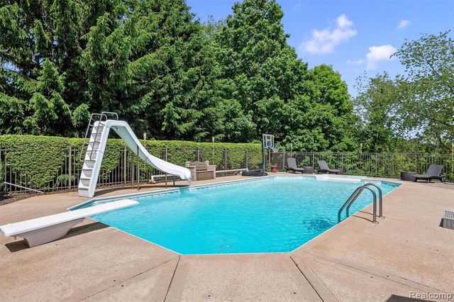 68960 Silver Fox Lane, Washington, MI 48095
