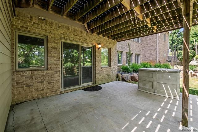 68960 Silver Fox Lane, Washington, MI 48095