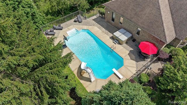 68960 Silver Fox Lane, Washington, MI 48095