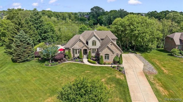 68960 Silver Fox Lane, Washington, MI 48095