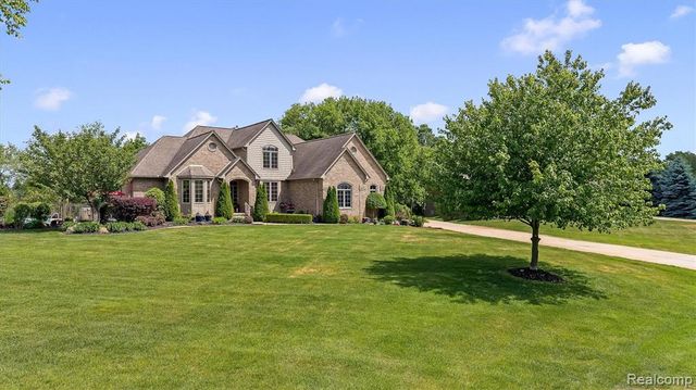 68960 Silver Fox Lane, Washington, MI 48095