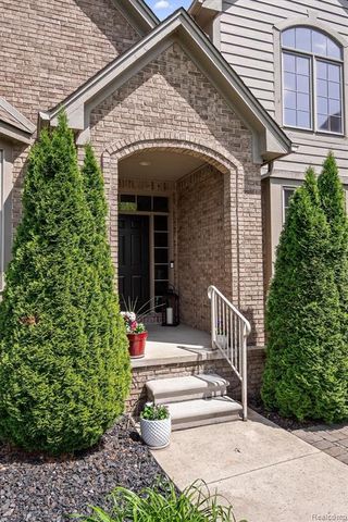 68960 Silver Fox Lane, Washington, MI 48095