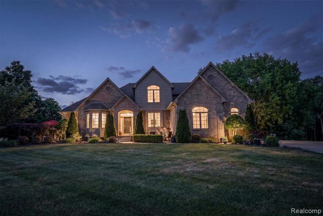 68960 Silver Fox Lane, Washington, MI 48095