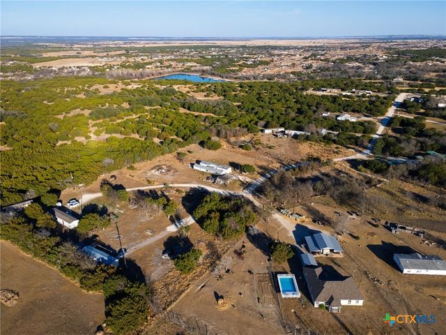 1252 Twin Mountain Road, Copperas Cove, TX 76522