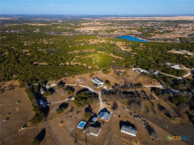 1252 Twin Mountain Road, Copperas Cove, TX 76522