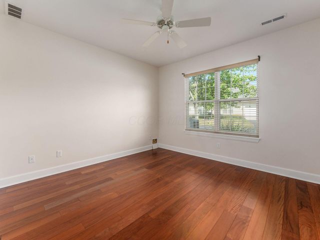 2738 Scioto Station Drive, Columbus, OH 43204