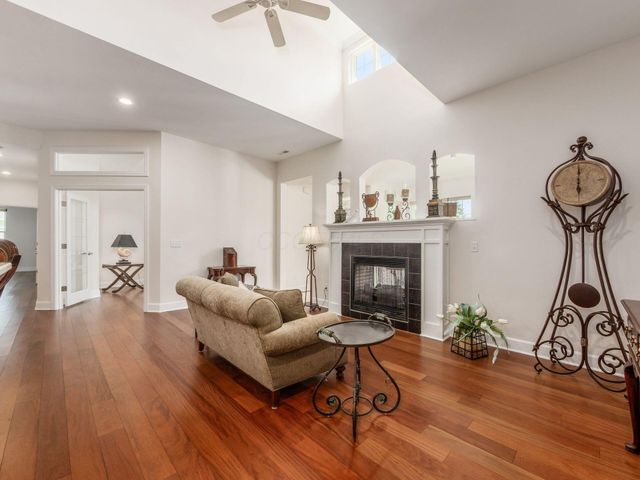 2738 Scioto Station Drive, Columbus, OH 43204