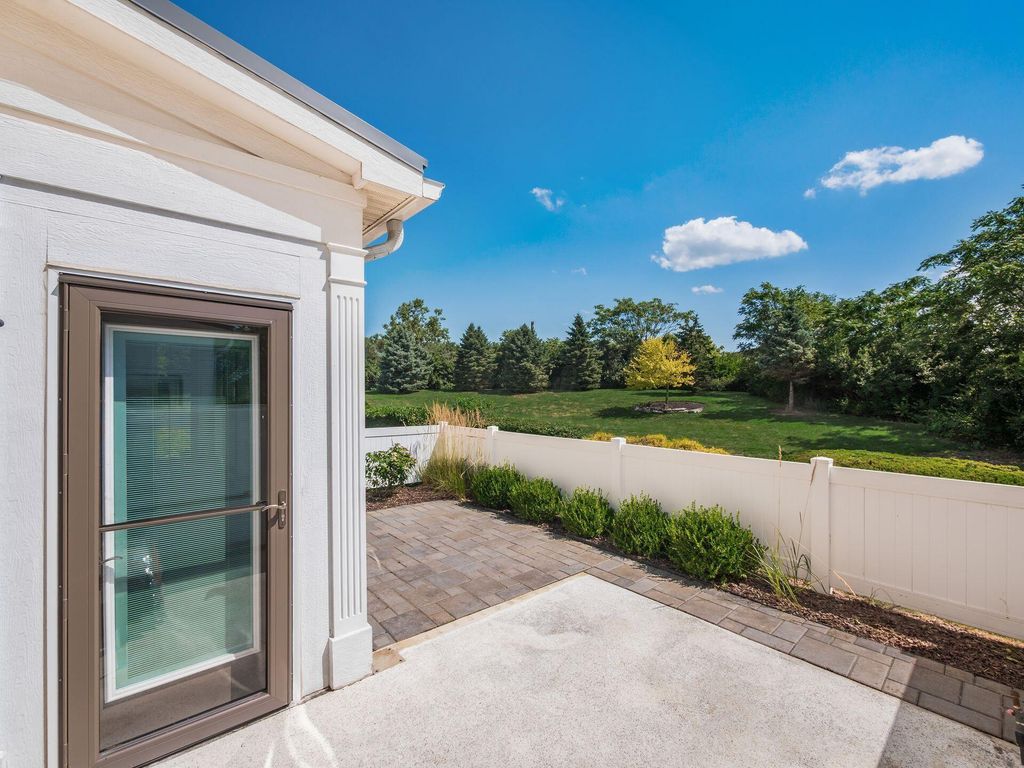 2738 Scioto Station Drive, Columbus, OH 43204