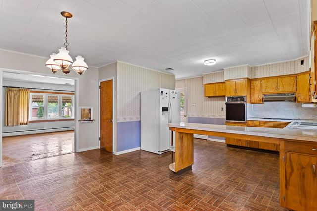 704 GREEN ACRES STREET, Mechanicsburg, PA 17055