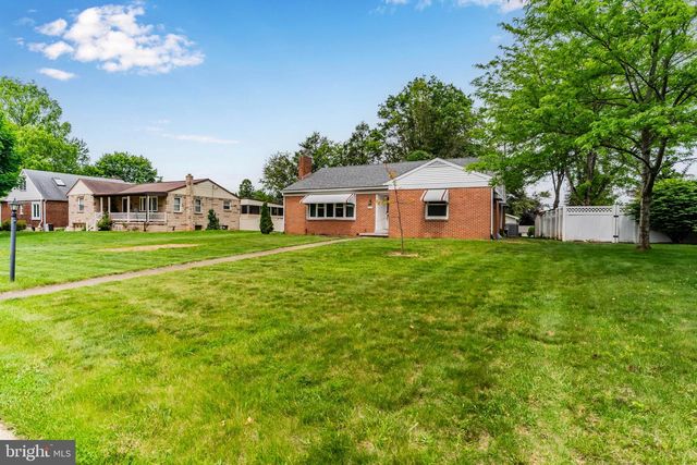 704 GREEN ACRES STREET, Mechanicsburg, PA 17055