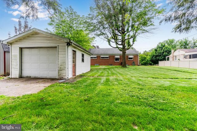704 GREEN ACRES STREET, Mechanicsburg, PA 17055