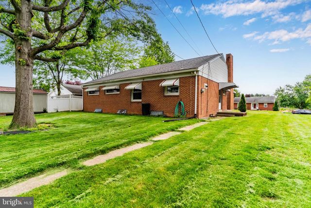 704 GREEN ACRES STREET, Mechanicsburg, PA 17055