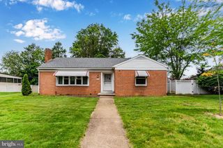 704 GREEN ACRES STREET, Mechanicsburg, PA 17055