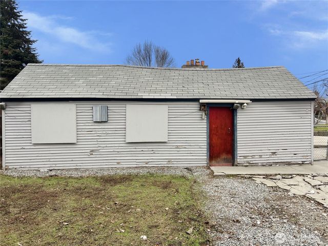 744 Saddlerock Drive, Wenatchee, WA 98801