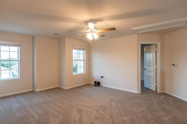 5000 Lexington Meadow LN, Del Valle, TX 78617