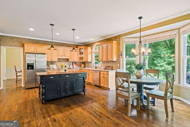 163 Woodcliff Drive, Suwanee, GA 30024