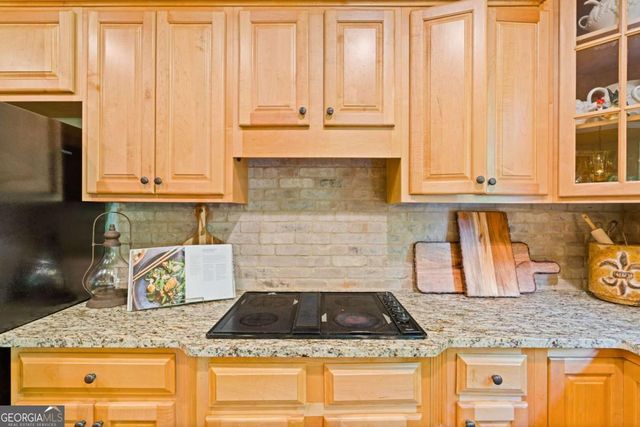 163 Woodcliff Drive, Suwanee, GA 30024