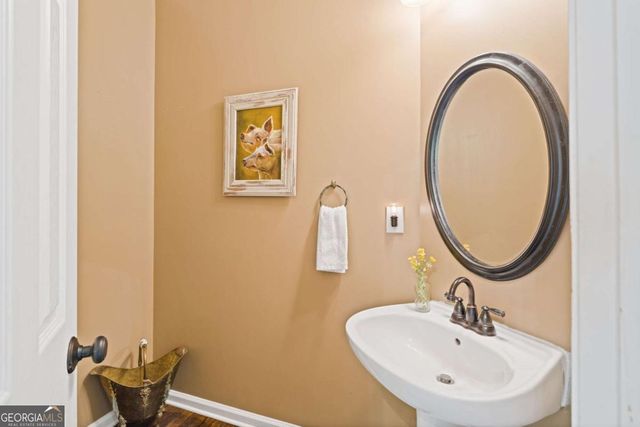 163 Woodcliff Drive, Suwanee, GA 30024