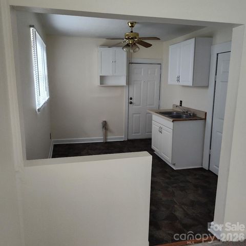 1205 Brookdale Street, Kannapolis, NC 28083