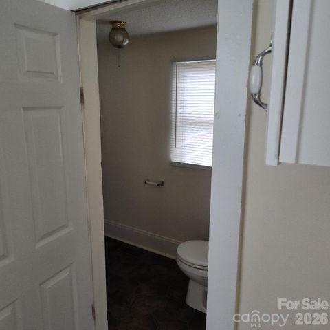 1205 Brookdale Street, Kannapolis, NC 28083