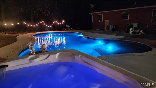 35 Dyer Road, Wentzville, MO 63385