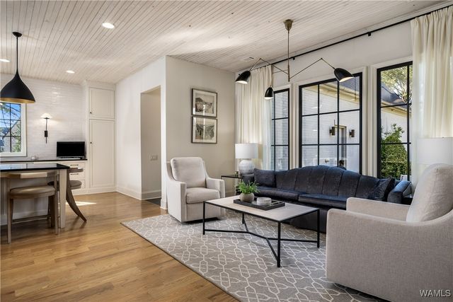 708 Highgrove, Tuscaloosa, AL 35406