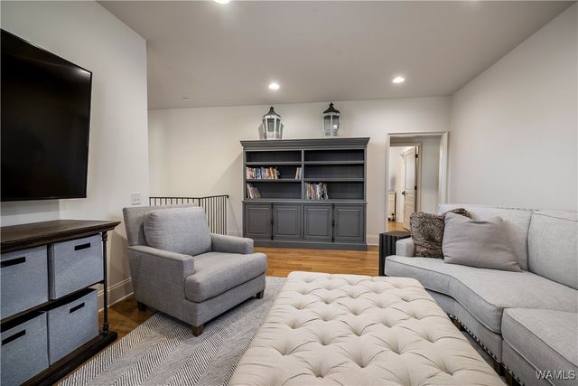 708 Highgrove, Tuscaloosa, AL 35406