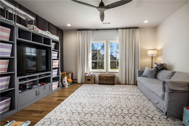 708 Highgrove, Tuscaloosa, AL 35406