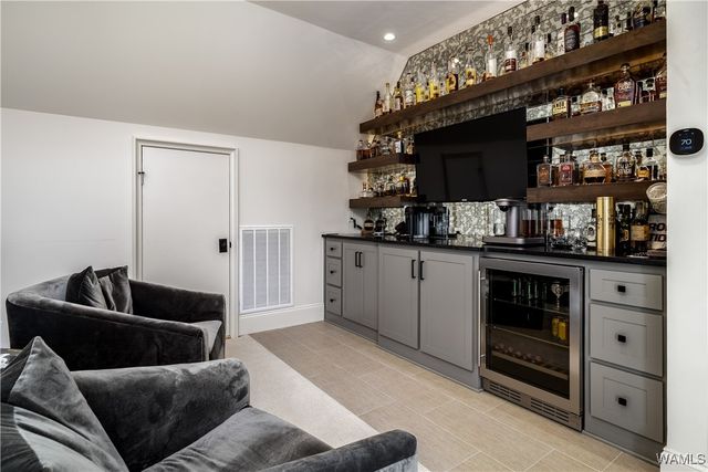 708 Highgrove, Tuscaloosa, AL 35406