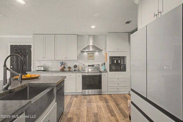 790 Koko Place, Diamondhead, MS 39525