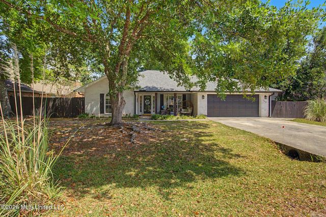 790 Koko Place, Diamondhead, MS 39525