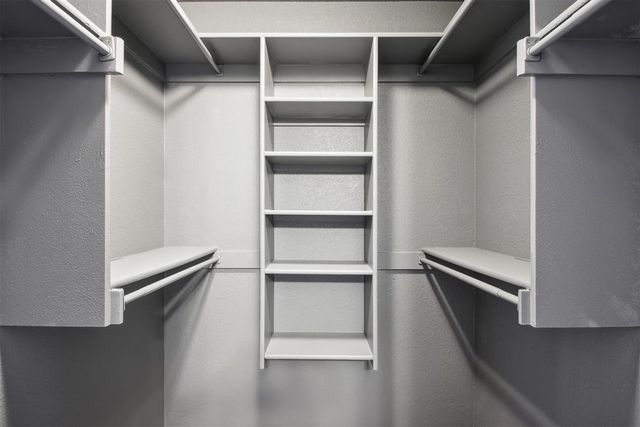 2817 Green Canyon Drive, Edmond, OK 73013