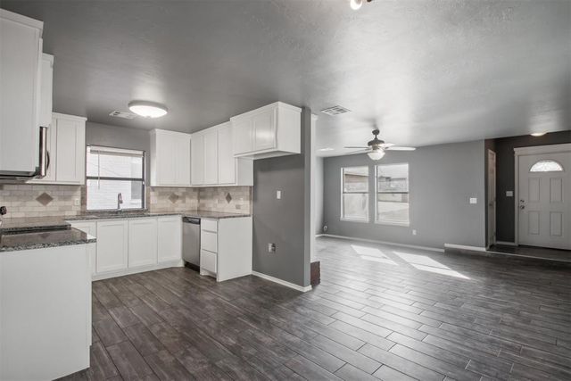 2817 Green Canyon Drive, Edmond, OK 73013