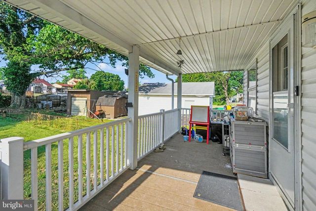4609 MARBLEHEAD ST, Harrisburg, PA 17109