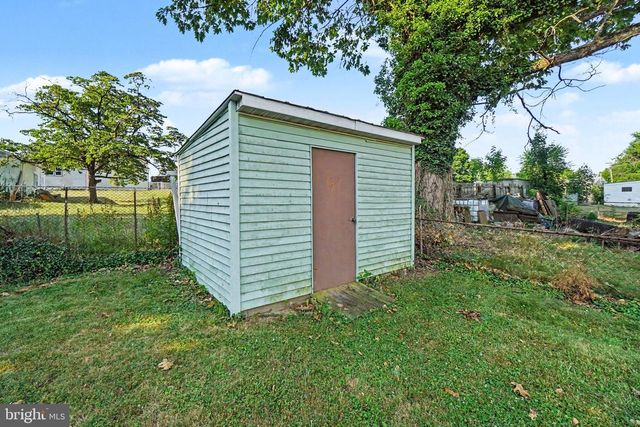 4609 MARBLEHEAD ST, Harrisburg, PA 17109